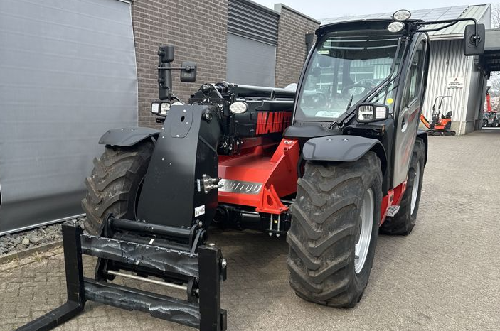 
								Manitou MT 935 Yeni 2026 Model Klimalı Sıfır Kullanılmamış Kovası ve Çatalı vardır. full									