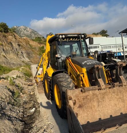 
								Sıfır 2011 Model İş Makinası Klimalı full									