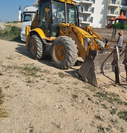 
								Sıfır 2000 Model JCB 813 33 İş Makinası Kova dahil ve Çatal dahil full									