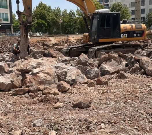 
								İş Makinası full									