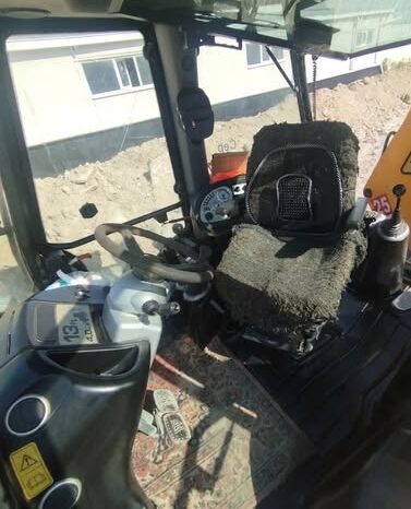 
								Sıfır 2000 Model JCB 813 33 İş Makinası Kova dahil ve Çatal dahil full									